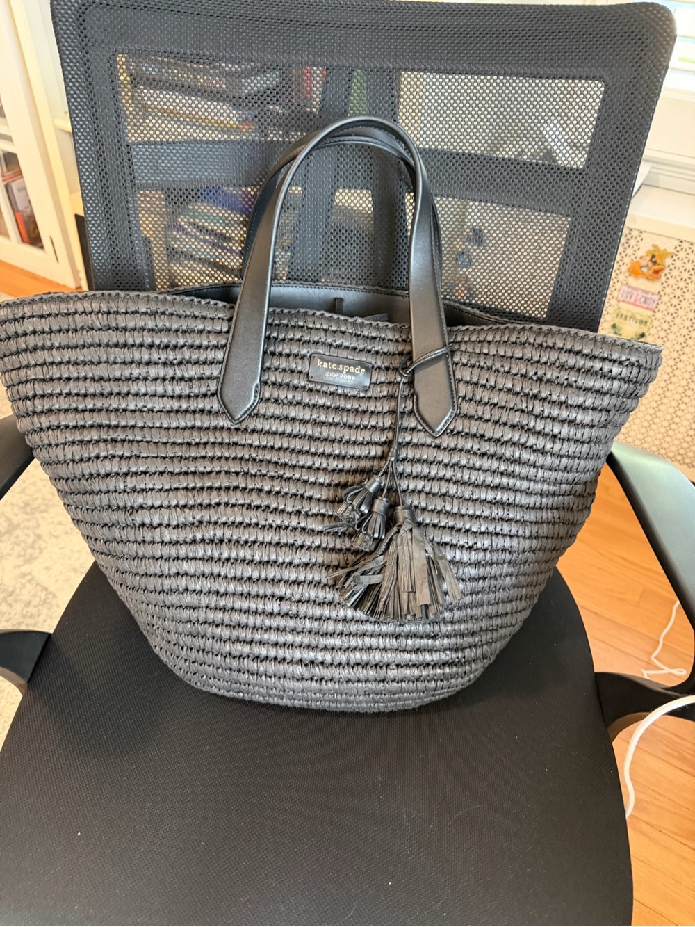 Kate spade rafia tote bag with tassel